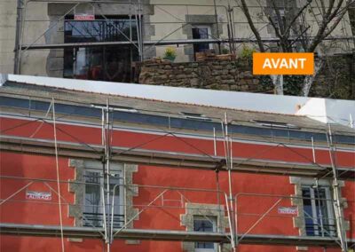 TS BAULOISE : Artisan peintre sur la Baule en Loire-Atlantique (44) : travaux de toiture : bettoyage et démoussage toiture. Peinture hydrofuge toiture. Travaux de façade : Nettoyage et démoussage façade. Ravalement peinture façade. Imperméabilisation façade. Peinture boiserie et ferronnerie. Nettoyage des extérieurs et peinture d’intérieur : mur, plafond, boiserie…Pose de revêtements murauxpour la rénovation intérieure de la maison.